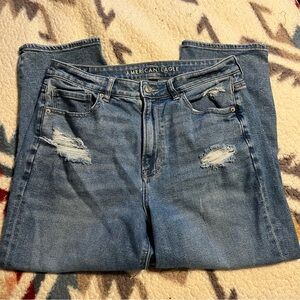 American Eagle Straight Mom Jeans
